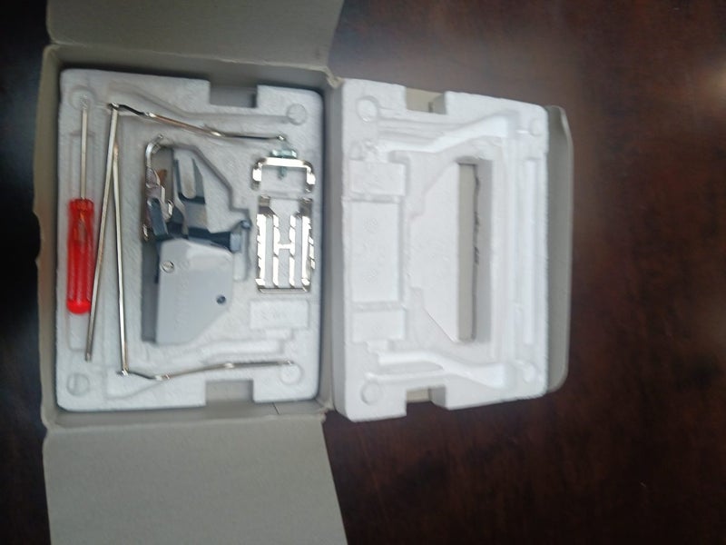 Bernina 380 sewing machine Carousel 10