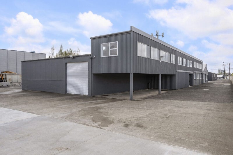 Affordable and tidy with huge yard64163050584963111