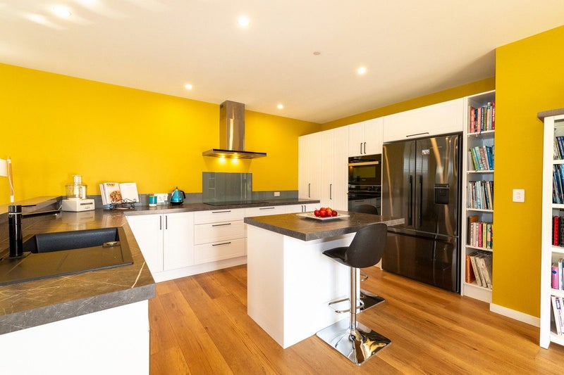 A Heritage Gem with a Modern Twist64163466699651114