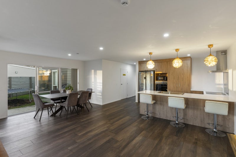 Takanini, 4 bedrooms64164301500546110