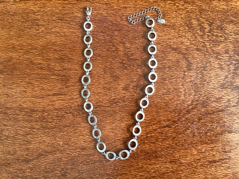 Necklace - pewter tone necklace w tiny crystals 40 cm+ VGC Carousel 4