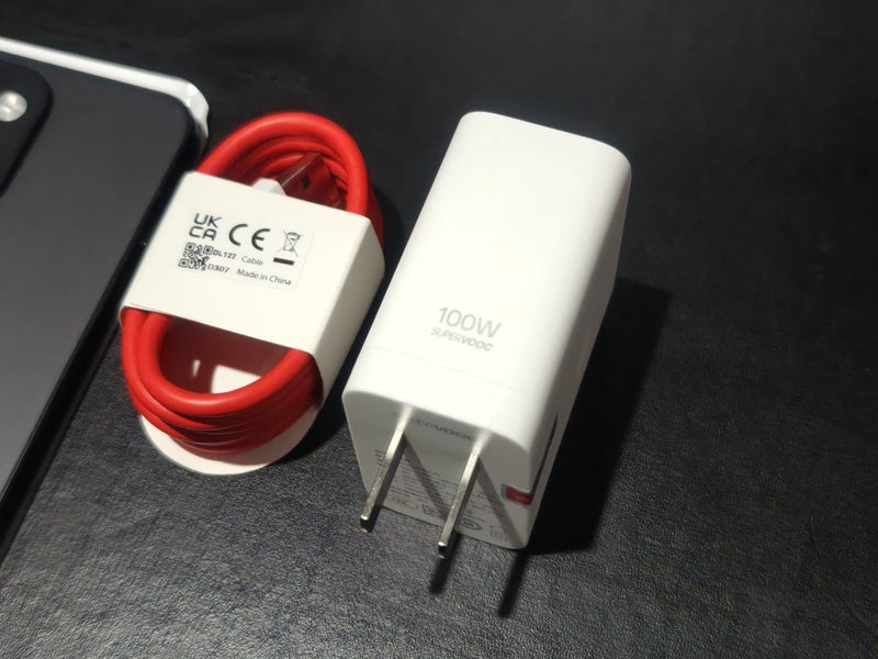 OnePlus 13T 12GB + 256GB – Excellent Condition + 100W Charger64274638577025111