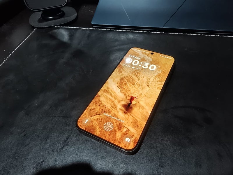 OnePlus 13T 12GB + 256GB – Excellent Condition + 100W Charger64274638577025114