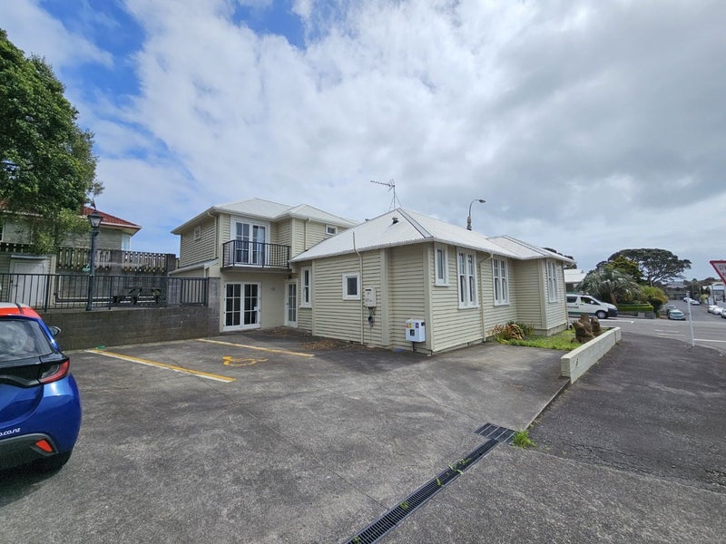Image 1 of 30