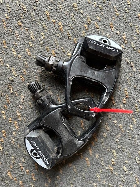 Shimano PD-R540 Road Pedals (EACH) Carousel 1