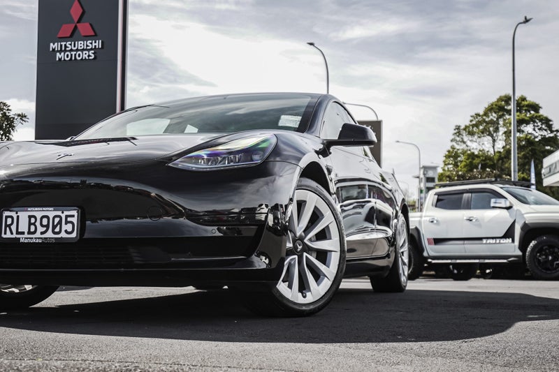 2023 Tesla Model 3 Rear Wheel Drive 60K64171598100994111