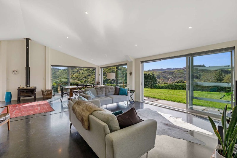 Hunua, 4 bedrooms64171837607298112