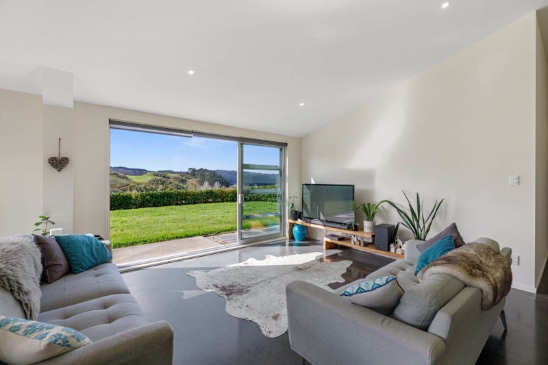 Hunua, 4 bedrooms64171837607298113