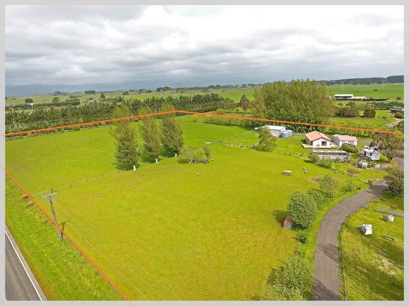 Experience the charm of rural life on five acres!64172063298946110