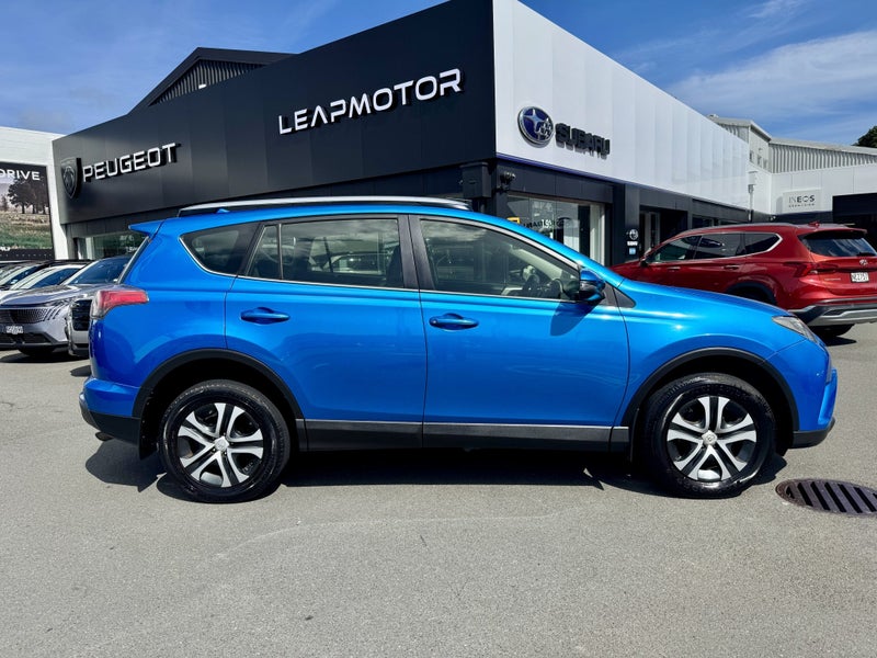 2017 Toyota RAV4 GX 2.5L AWD64172061261826112