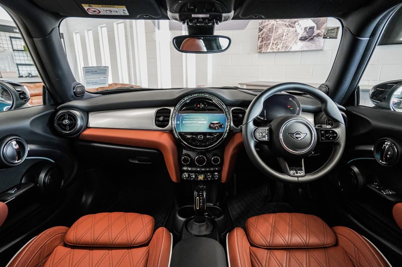 2023 MINI Hatch Cooper Se 29Kwh/Ev64172681019009111