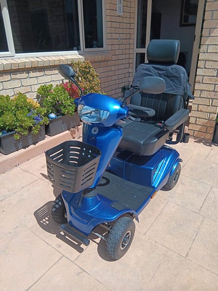 Mobility scooter Carousel 17