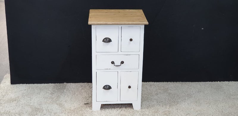 Bed SIDE TABLE/ lamp table Carousel 4