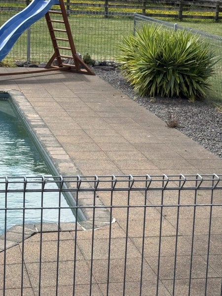 Pavers64173929034498113