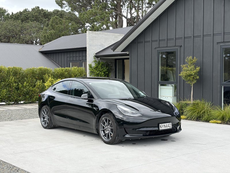 2021 Tesla Model 3 Standard Range Plus64173930100865111