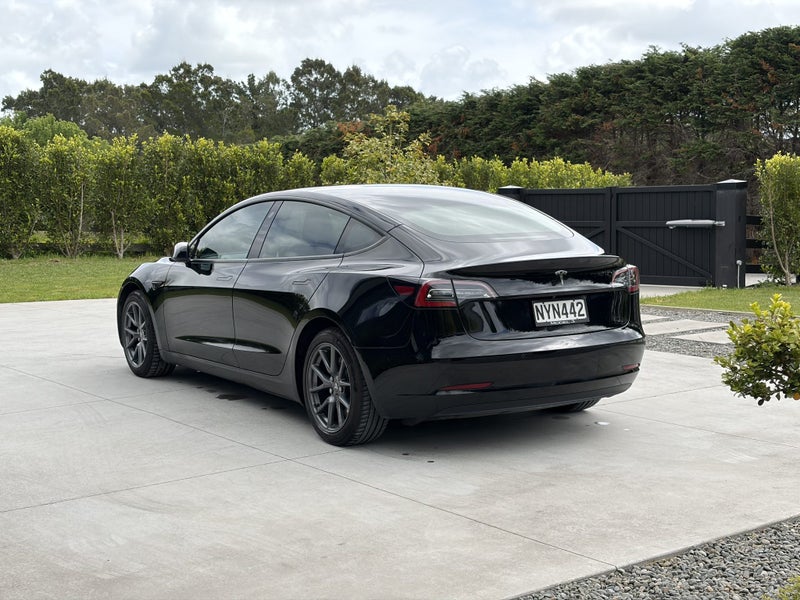 2021 Tesla Model 3 Standard Range Plus64173930100865112