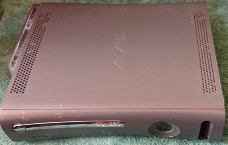 XBOX 360 CONSOLE 120GB Carousel 1