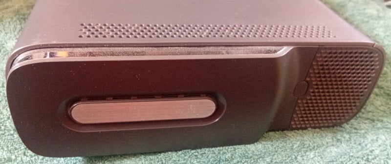 XBOX 360 CONSOLE 120GB Carousel 2