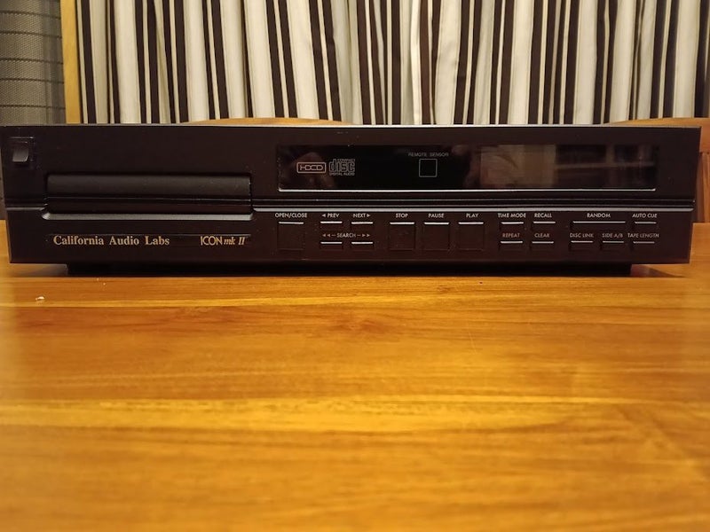 California Audio Labs HDCD CD Player Carousel 1