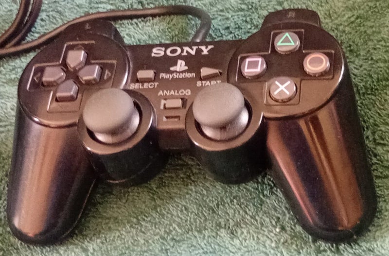SONY PS2 CONTROLLER Carousel 1