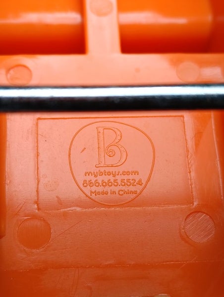 Battat Toys Wonder Wheels Excavator & 2 Monster Trucks Carousel 6