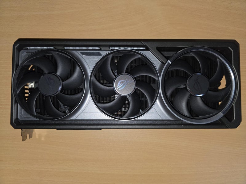 ASUS ROG ASTRAL NVIDIA GeForce RTX 5090 OC GAMING 32GB GDDR7 GPU64175365112449110