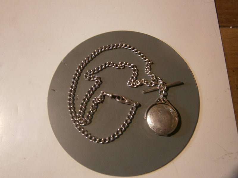 VINTAGE STG.SIL.FOB CHAIN + TBAR and ORNATE SWIVEL LOCKET (32.5gms) Carousel 1