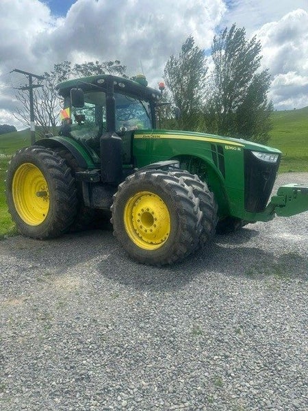 2013 John Deere 8360R IVT Carousel 1