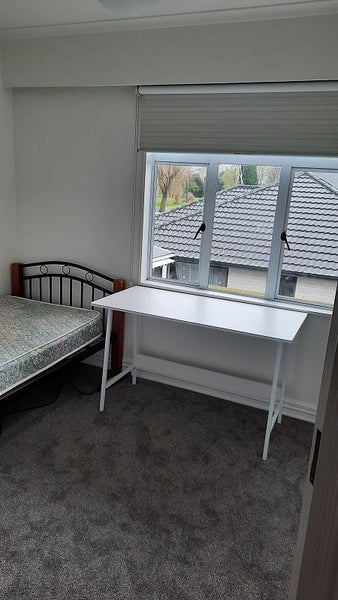 Awapuni, 6+ bedrooms64714274377601111