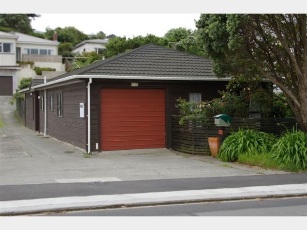 Image 1 of 20