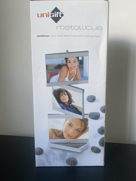 6 photo frame on revolving stand Carousel 1