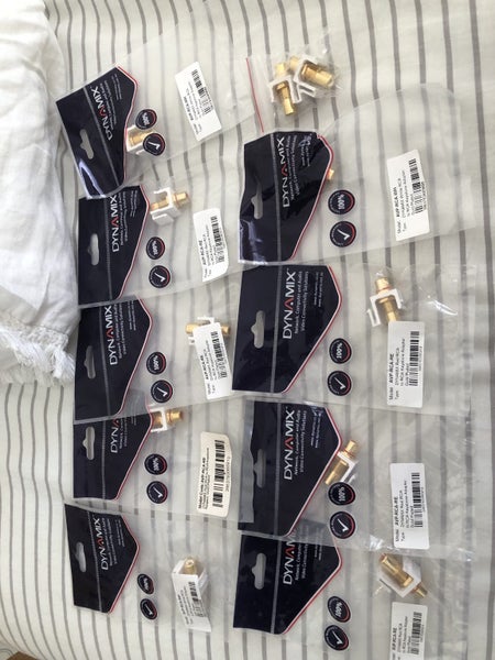 DYNAMIX Red RCA To RCA Keystone Adapter. Gold Plated Carousel 1