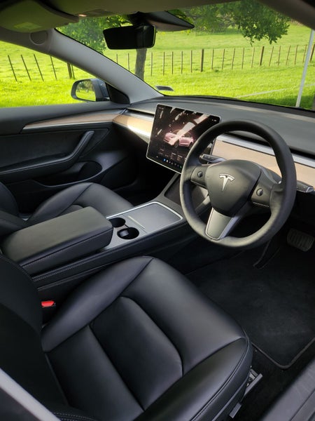 2022 Tesla Model 3 Rear Wheel Drive64184942148355112