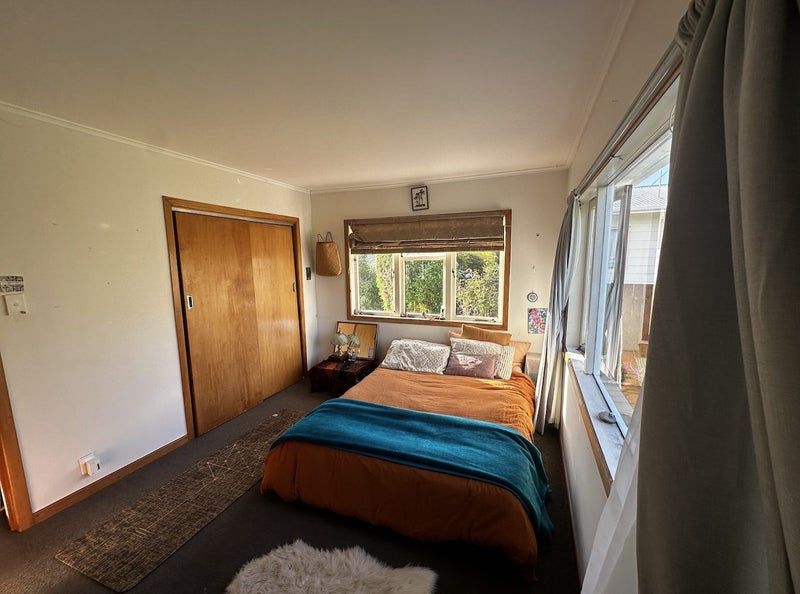 Campbells Bay, 4 bedrooms64348239004802110