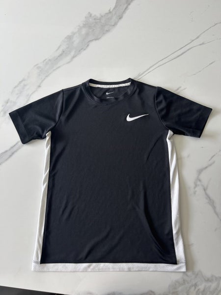 Nike Dryfit black and white top - size M (similar 9-10Y) Carousel 1