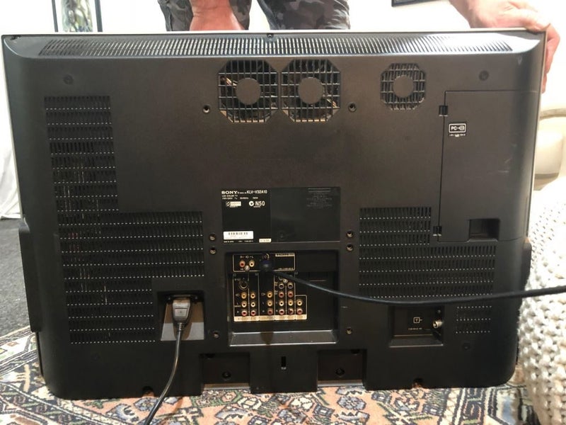 Sony 32" LCD TV Carousel 2