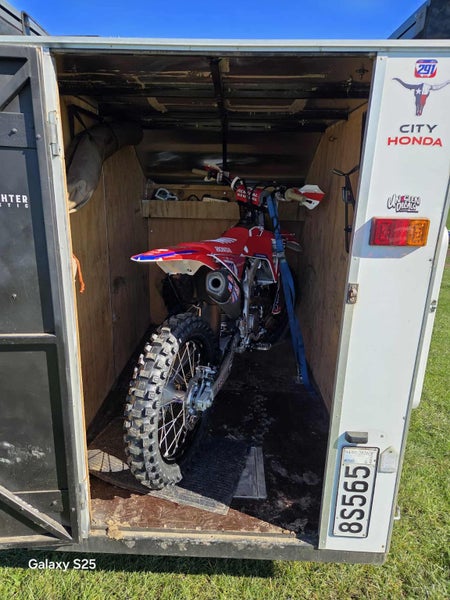 Enclosed MX / Camping Trailer64185777235714114