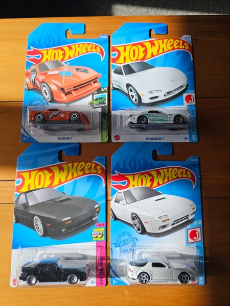 Mazda hotwheels Carousel 1