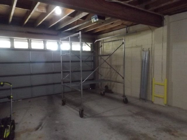 PORTABLE SCAFFOLDING64185962317571111