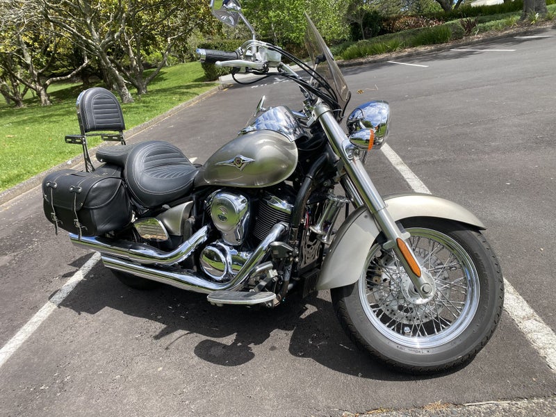 Kawasaki Vulcan 200764188271716865111