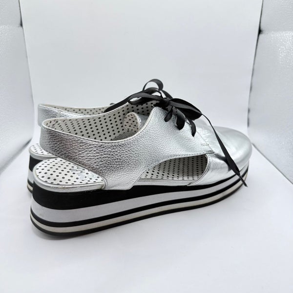 Minx Boutique Silver Platform Lace-Up Shoes - Size 41 Carousel 2