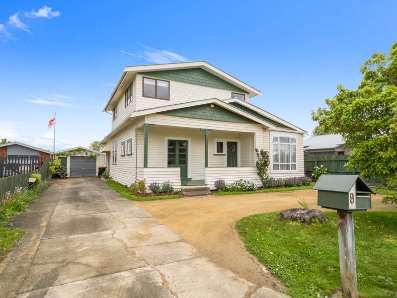 A Family-Sized Gem in the Heart of Takaro64195225393794110