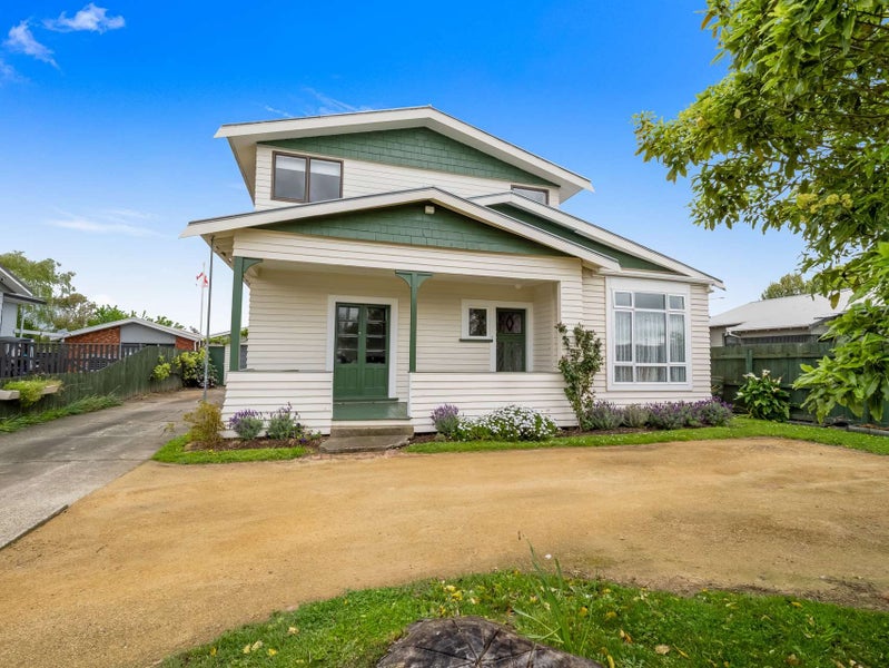 A Family-Sized Gem in the Heart of Takaro64195225393794111