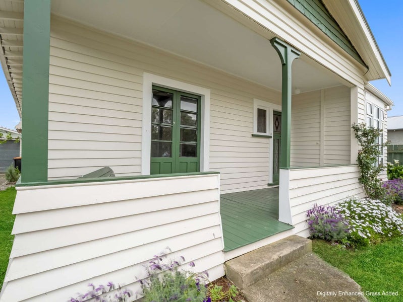 A Family-Sized Gem in the Heart of Takaro64195225393794114