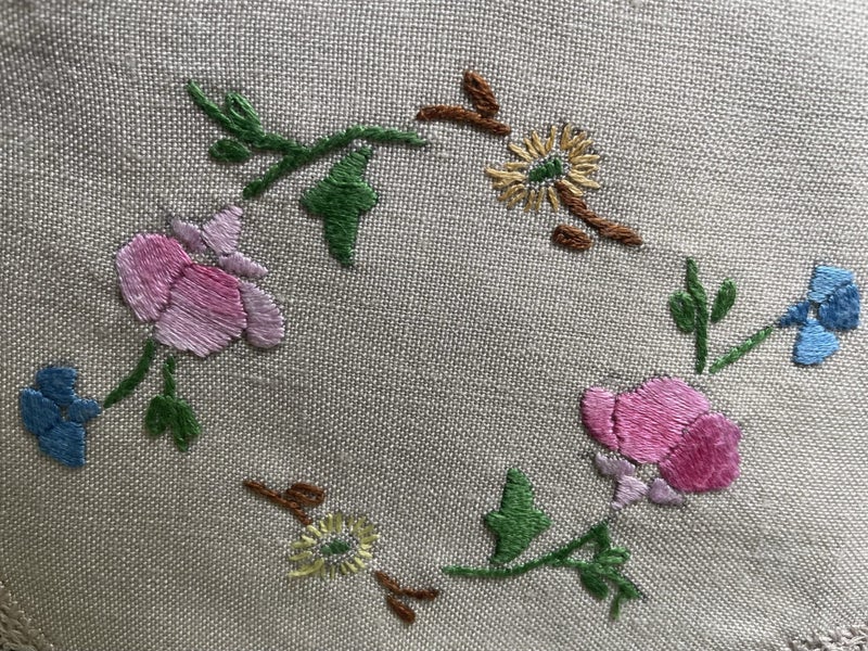 A perfectly pretty hand embroidered Linen Doily Carousel 2