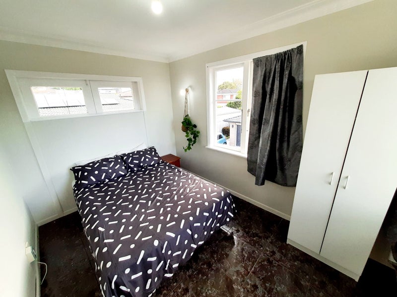 Papatoetoe, 6+ bedrooms64616546615425112