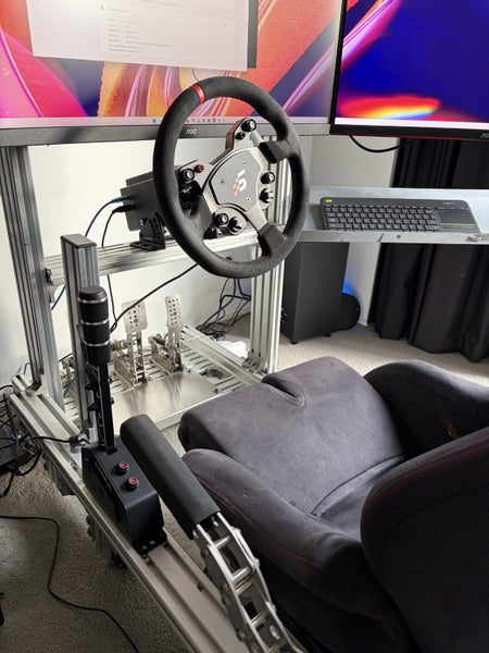 Racing sim rig - $1 reserve!!!!64196721894401112