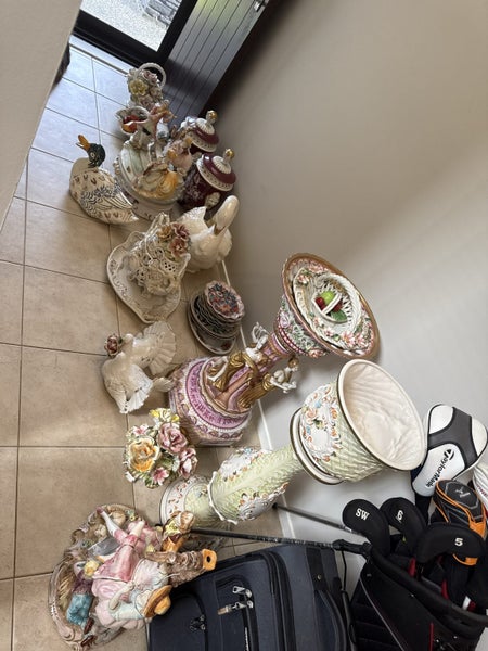 Stunning Porcelain & Capodimonte Collection – Full Lot!64194056488194113