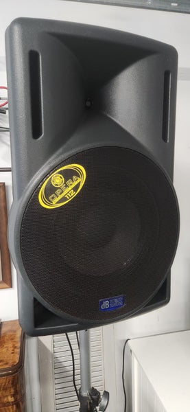 DB Technologies MK2 Opera Integrated system 112 powered Speakers + stands64288035405314110