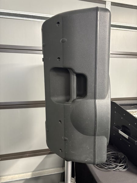 DB Technologies MK2 Opera Integrated system 112 powered Speakers + stands64288035405314113